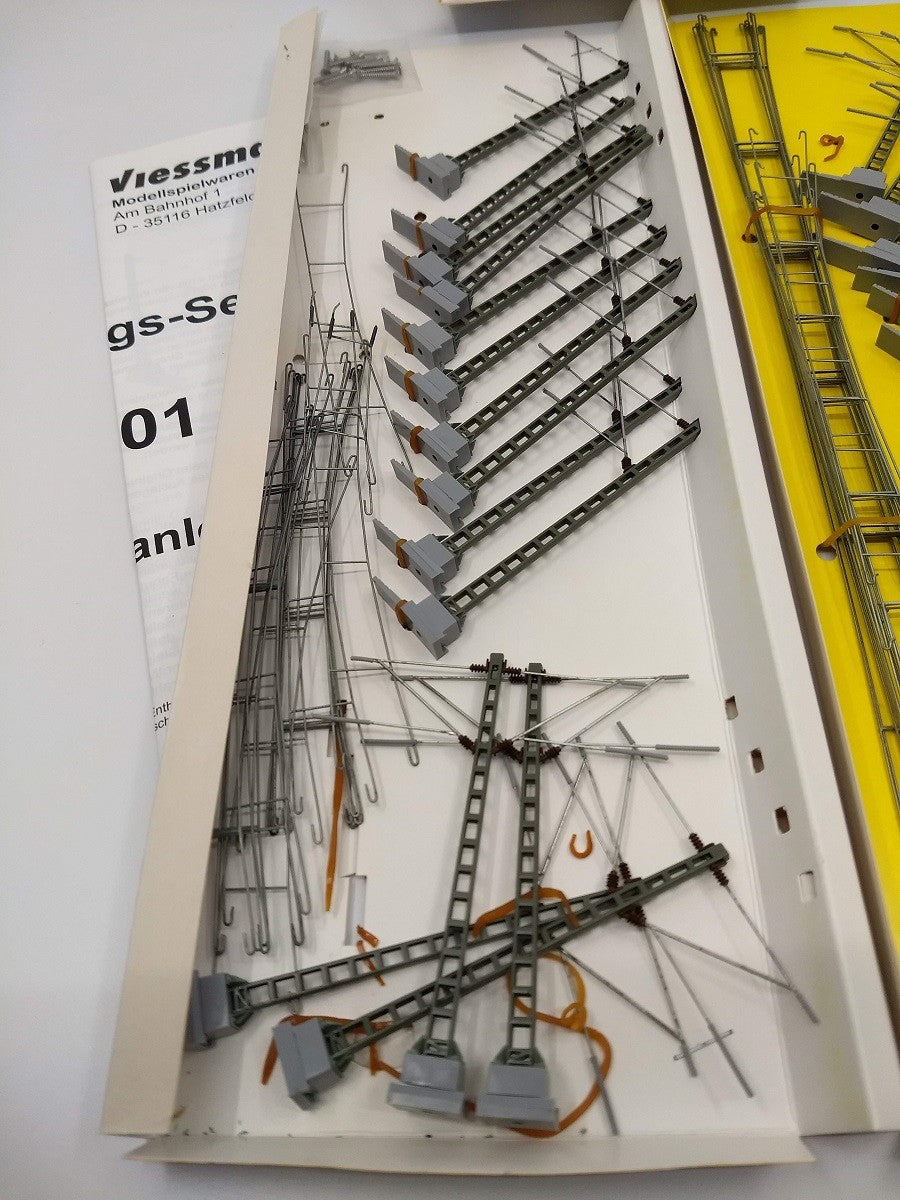 Viessmann Modellspielwaren 4101 HO Scale Catenary Starter Set