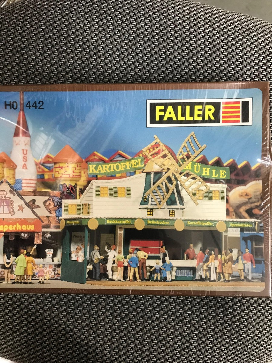 Faller 442 HO Concession Booth Snack Bar Building Kit