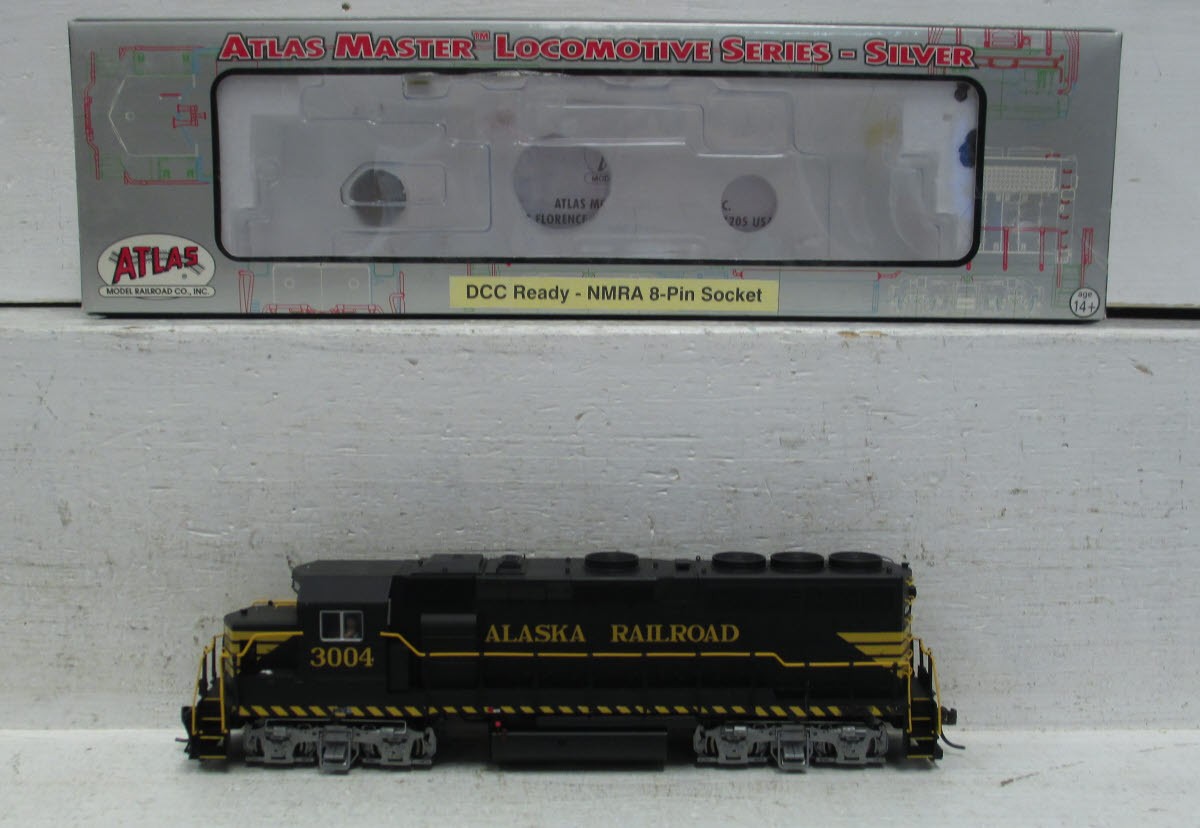 Atlas 10000351 HO Scale Alaska GP40-2 Powered Diesel Locomotive