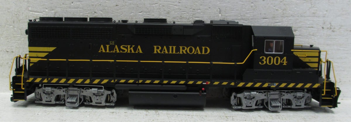 Atlas 10000351 HO Scale Alaska GP40-2 Powered Diesel Locomotive