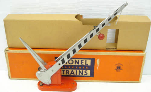 Lionel 152 Vintage O Operating Metal Crossing Gate