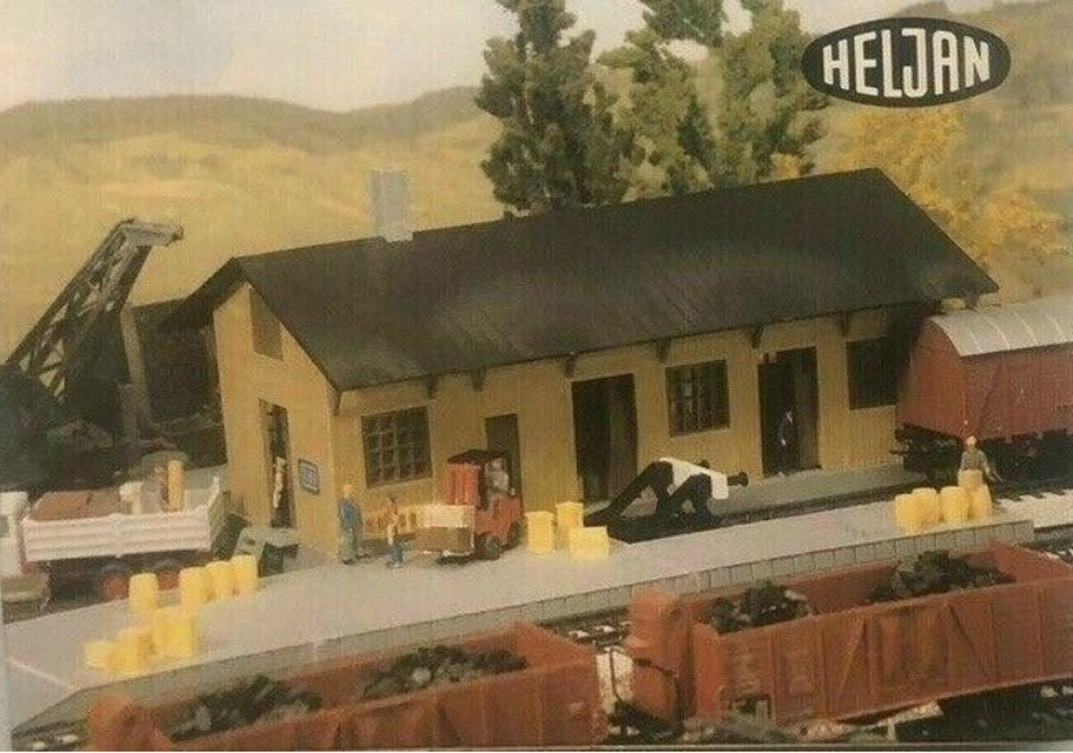 Heljan 1768 HO Freight Station Kit