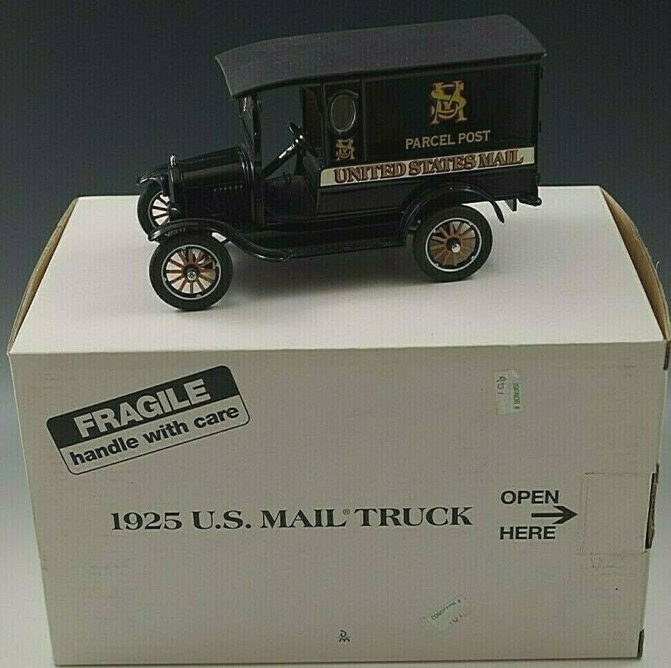 Danbury Mint 063003000018 1925 U.S. Mail Truck