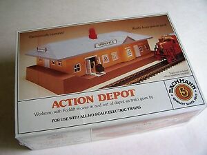 Bachmann 46205 HO Scale Action Depot Building Kit