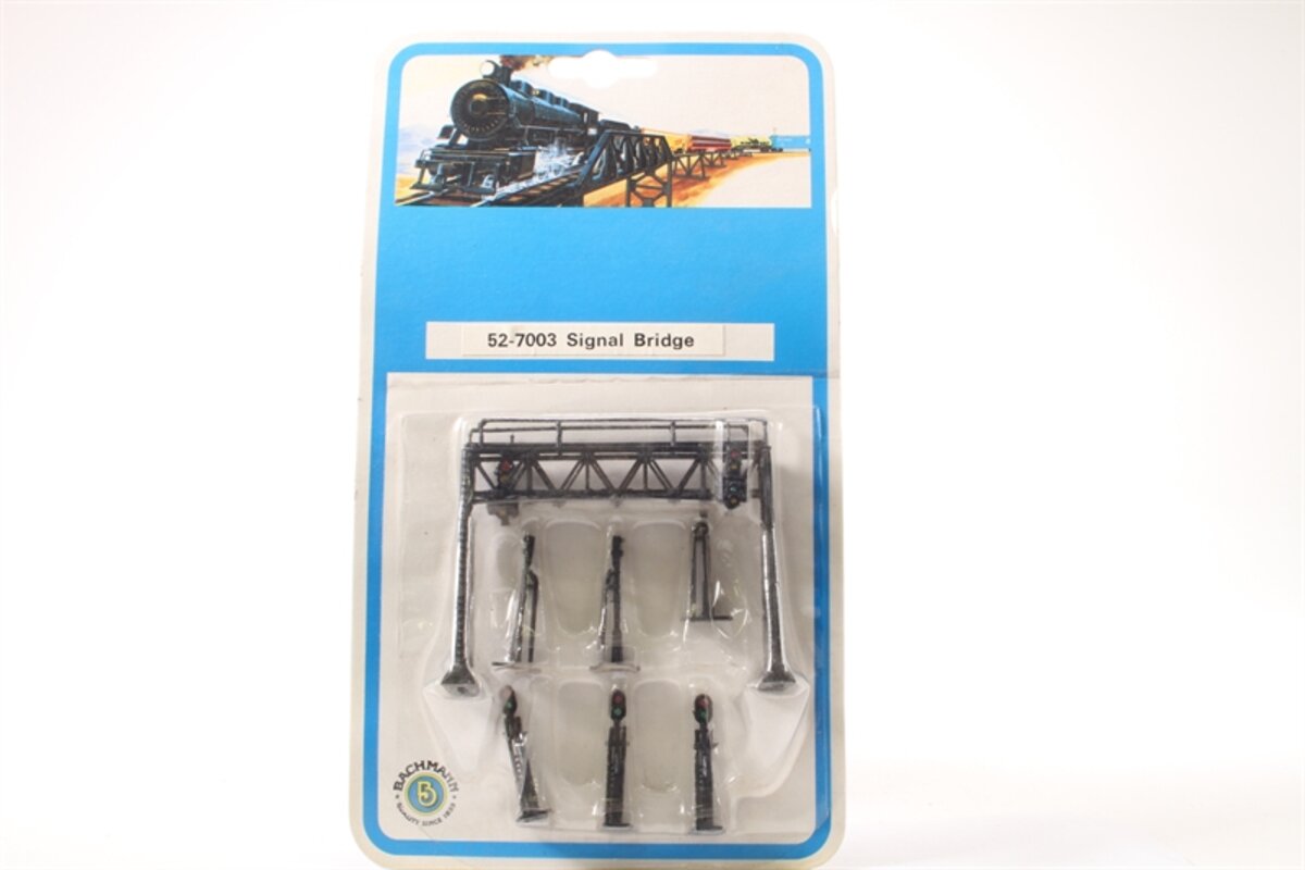 Bachmann 52-7003 N Scale Signal Bridge