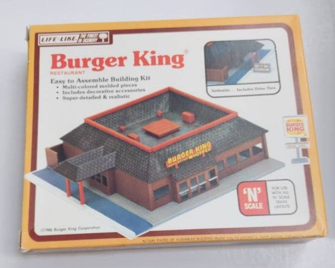 Life Like 7462 N Scale Burger King Restaurant Commercial Building Kit