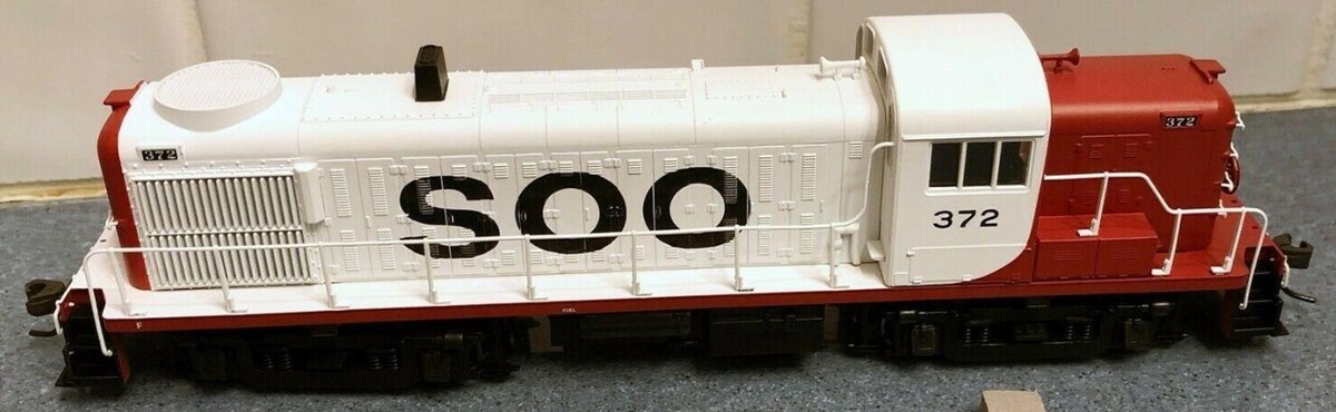 Atlas 10000075 HO SOO Line RS-3 Locomotive Road # 372