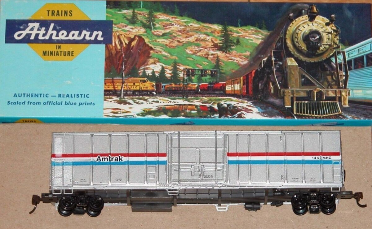 Athearn 1165-1 HO Bev-Bel Corp Amtrak 57'''' Merchandise Handling Car # 1442 Kit