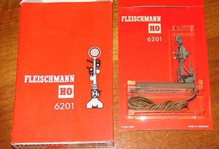 Fleischmann 6201 HO Pre Semaphore Daylight Signal