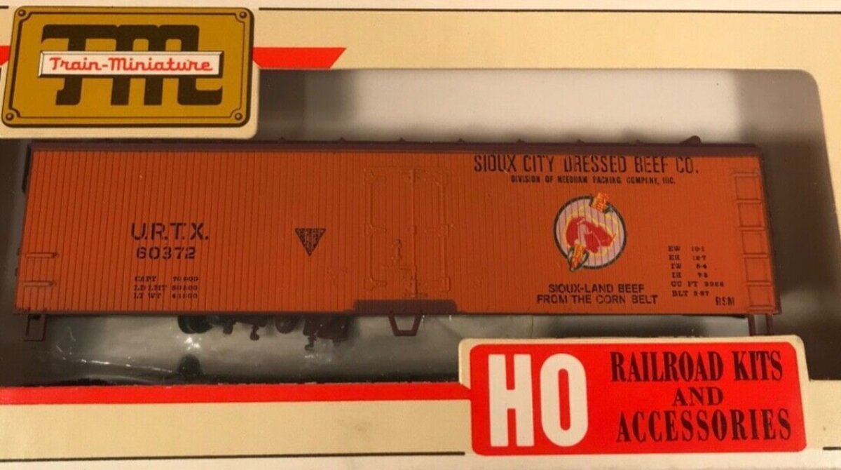 Train Miniature 8082 HO Souix City Dressed Beef 40' Double Sheathed Reefer Kit