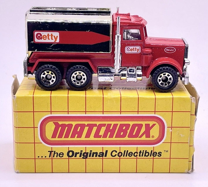 Matchbox MB56 1:64 Getty Red Body/Chrome Tank Peterbilt Tanker