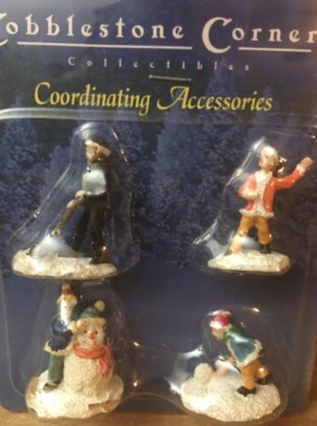 Cobblestone Corners 65910 Snowman & Christmas Figures