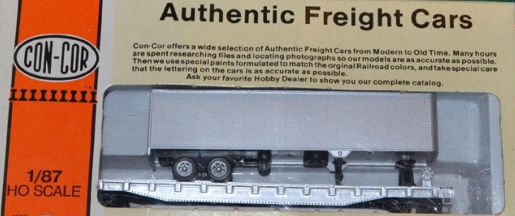 Con-Cor 0001-009150 HO 54' Undecorated Flatcar W/Undecorated Trailer TOFC Kit