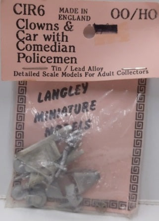 Langley Miniature Models 6 OO And HO Clowns & Car W/Comedian Policemen Metal Kit