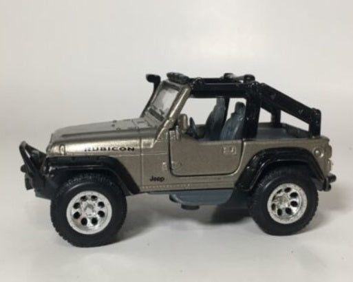 Maisto 21001 1:35 Power Racer Silver Jeep Wrangler Rubicon 4 X 4