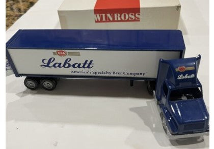 Winross 132-5 1:64 Labatt USA Specialty Beer Company Tractor Trailer