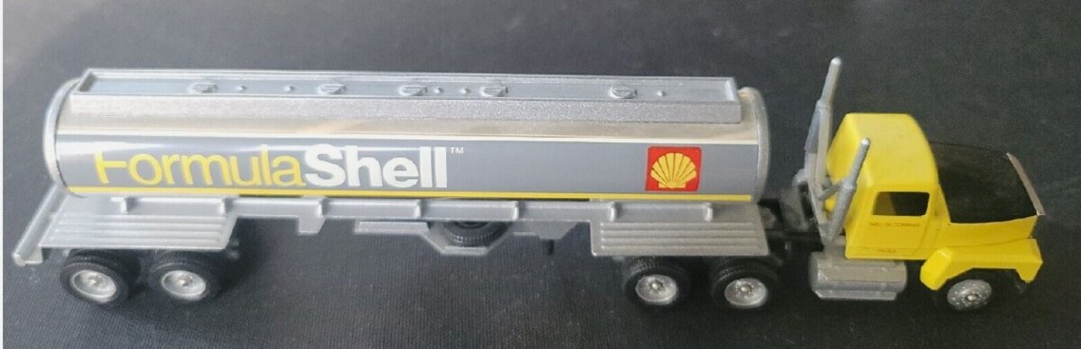 Winross 91-6 1:64 Shell Oil Tanker Tractor Trailer