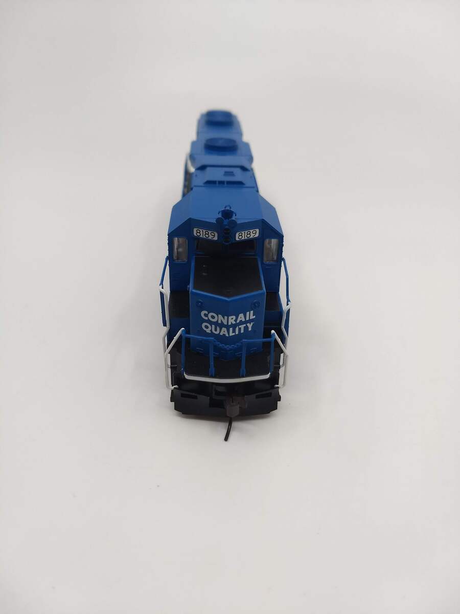 Atlas 10001210 TM GP38-2 Conrail Quality 8189 HO