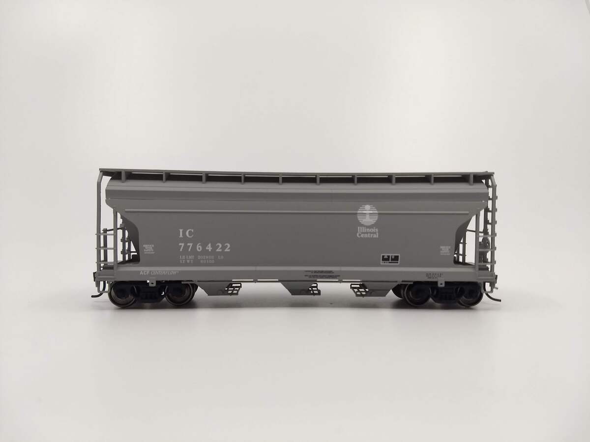 Atlas 20004451 HO Illinois Central Trainman® ACF® 3560 Covered Hopper #776422