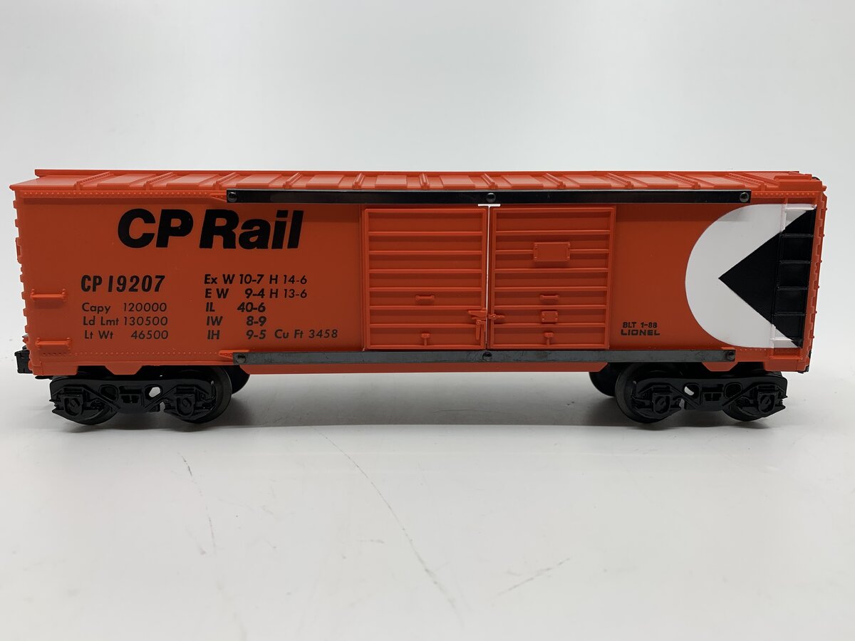 Lionel 6-19207 O Gauge CP Rail Double Door Boxcar