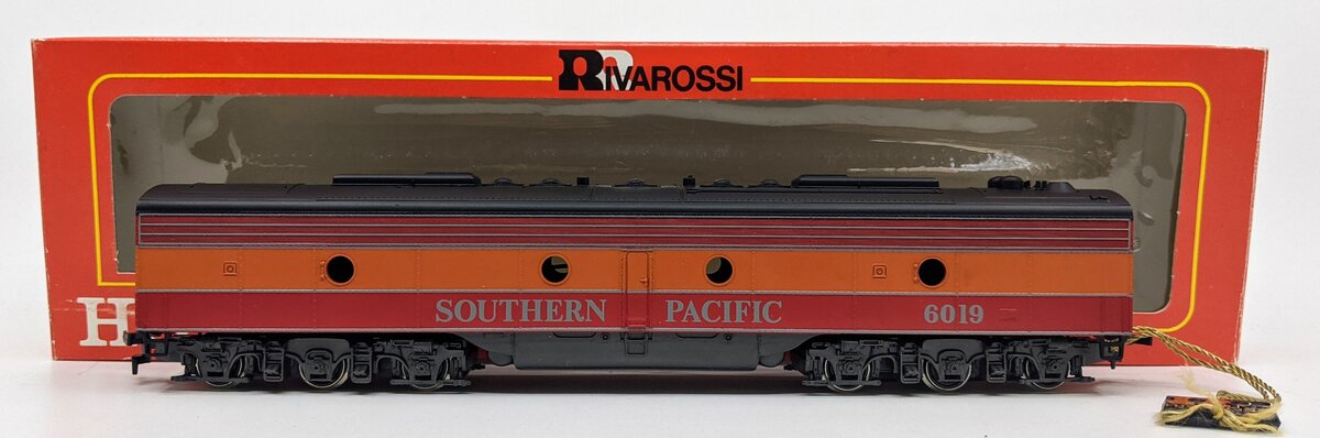 Rivarossi 6125 HO Scale Southern Pacific E-8 B Unit (Powered) #6019