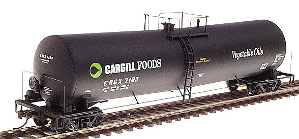 Walthers 932-7268 HO Scale Cargill UTLX 23,000 Gallon Funnel Flow Tank Car #7103