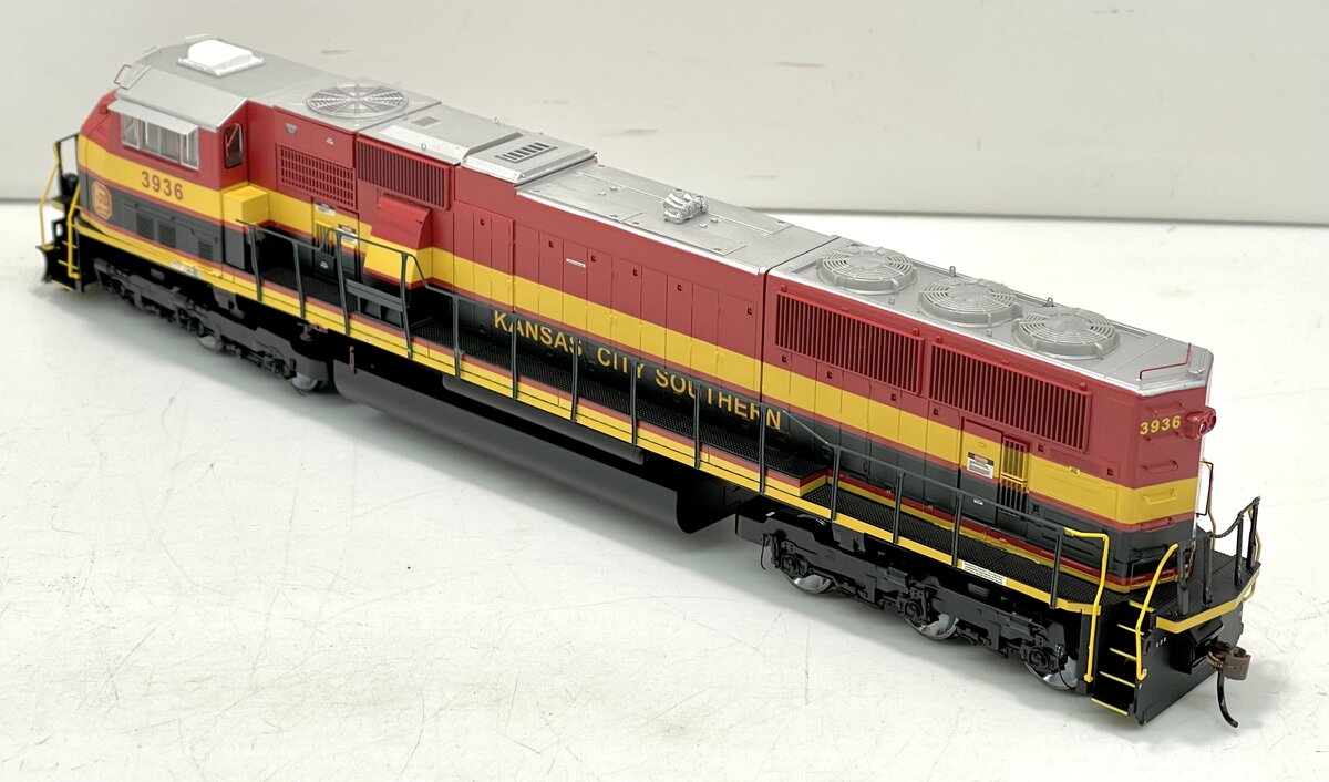 Athearn G64798 HO KCS SD70MAC Phase Vllla Diesel Locomotive #3936