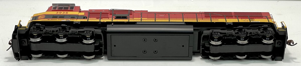 Athearn G64798 HO KCS SD70MAC Phase Vllla Diesel Locomotive #3936