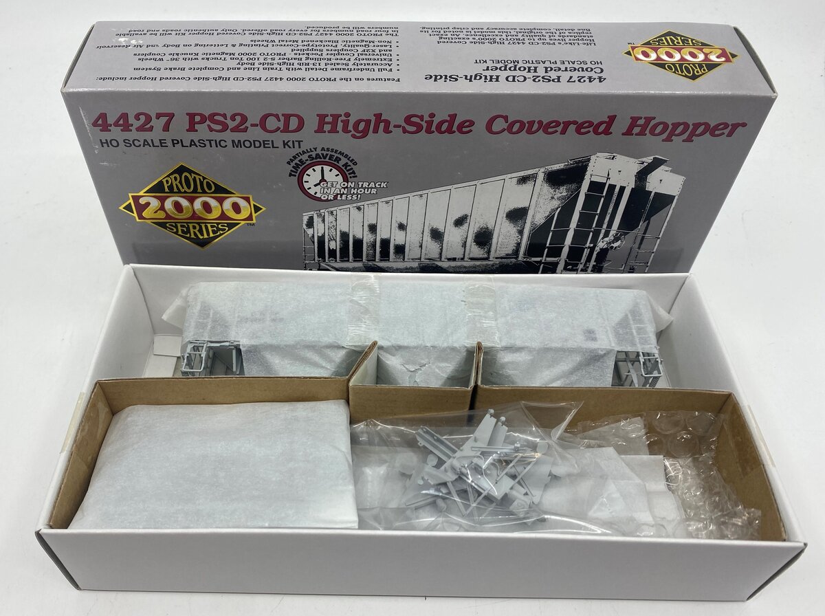 Life Like 30101 HO Proto 2000 C&NW PS2 High Side Covered Hopper # 170087 Kit