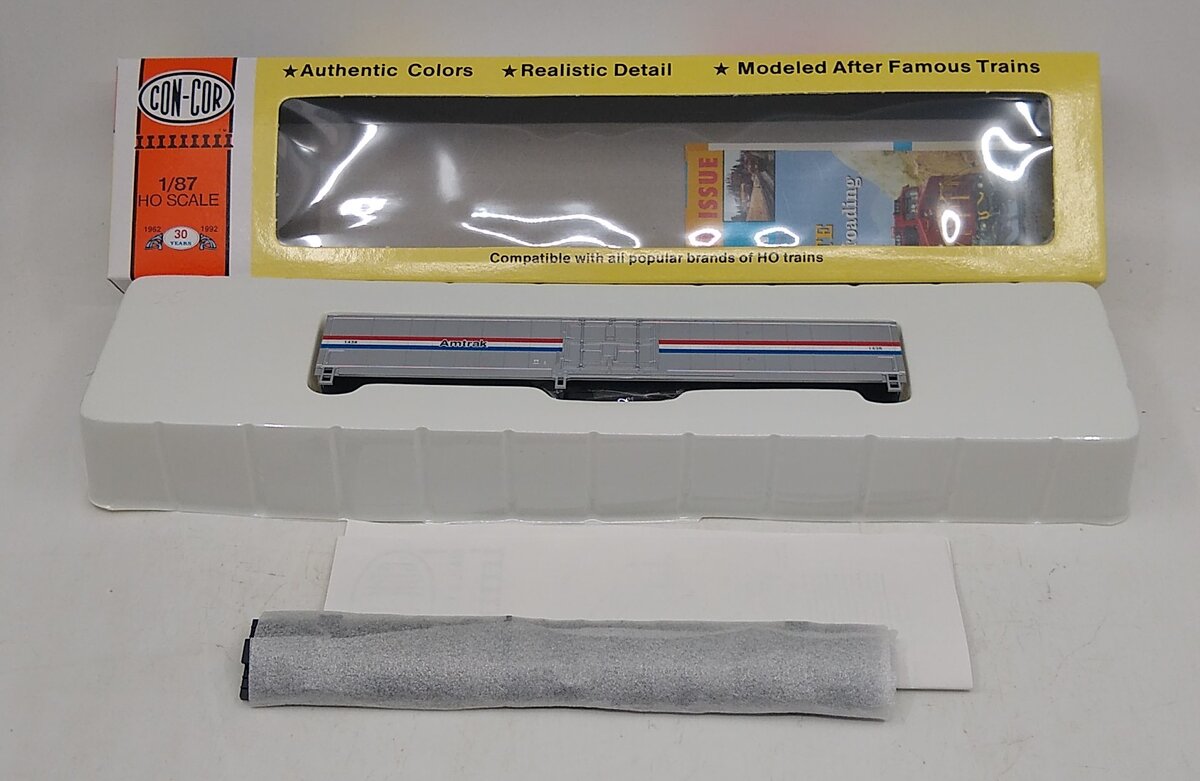 Con-Cor 0001-000871 HO Scale 60 Ft MHC Amtrak Box Car  # 1432 Kit