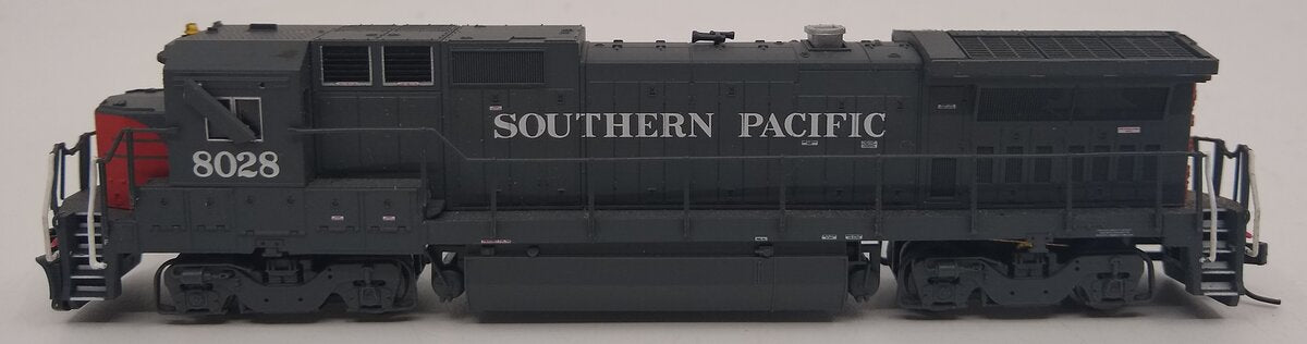 Atlas 48770 N Scale Southern Pacific (B39-8) Dash 8-40B Diesel Locomotive #8028