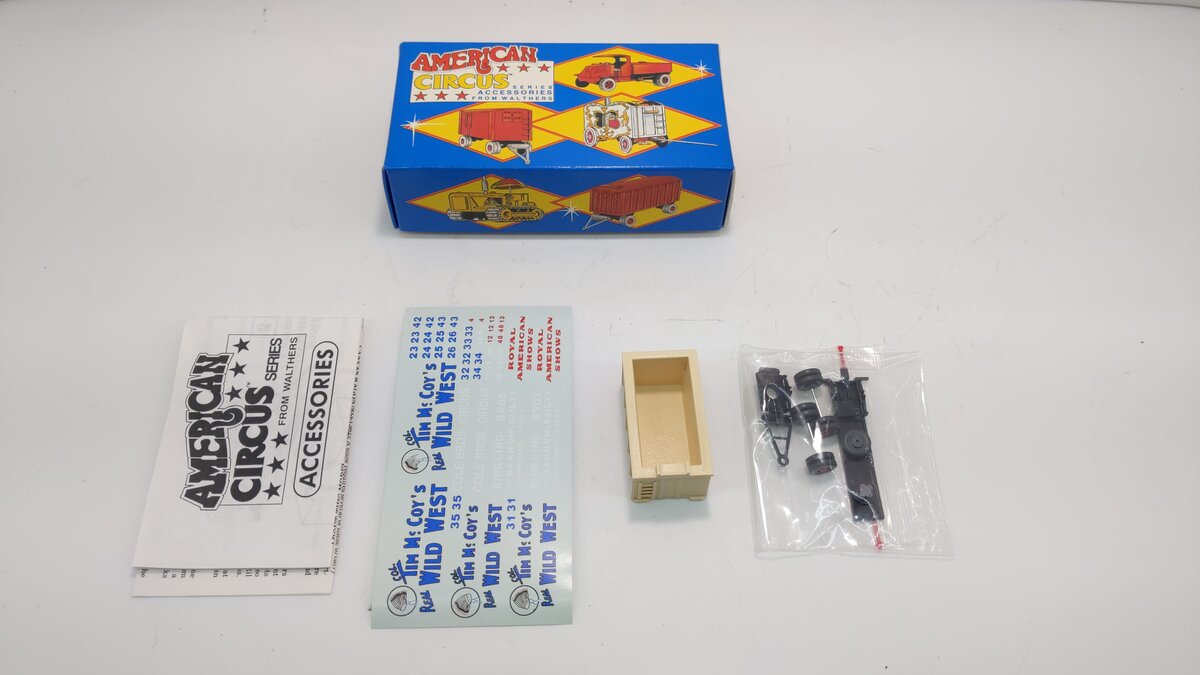 Walthers 933-1392 HO American Circus Series Plank Wagon Kit