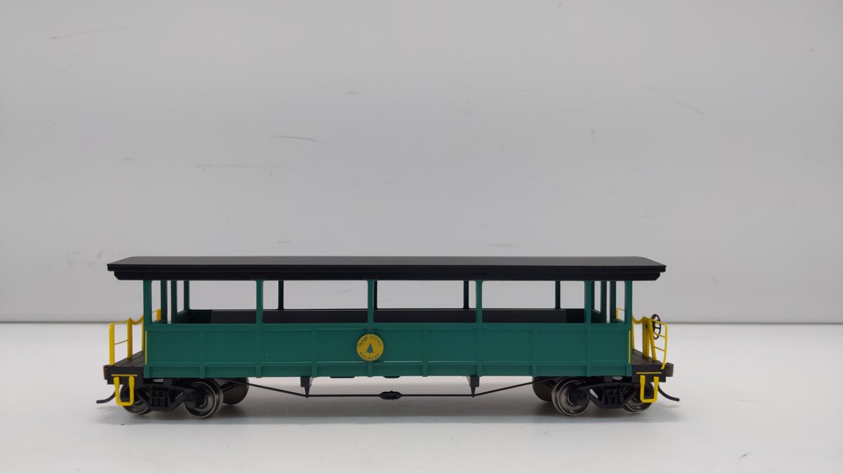 Bachmann 17445 HO Cass Scenic Railroad Open-Sided Excursion Car w/Seats