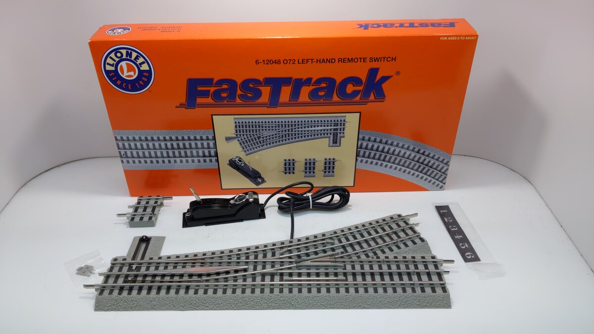 Lionel 6-12048 O72 Left Hand Remote-Control FasTrack Switch Turnout