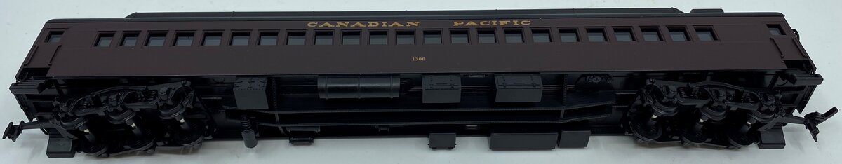 IHC 49111 HO Scale Canadian Pacific Heavyweight Coach Car #315