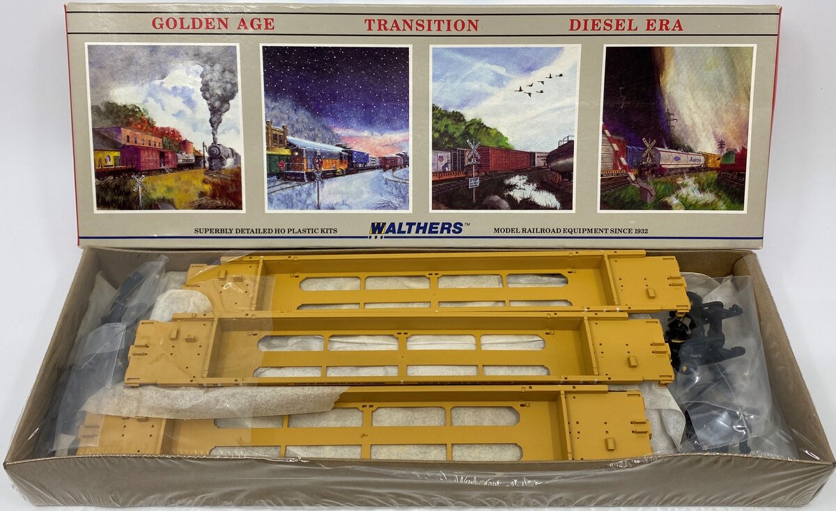 Walthers 932-3902 HO 70' Thrall Double Stack Car TTX # 25020 Kit (Set of 3)