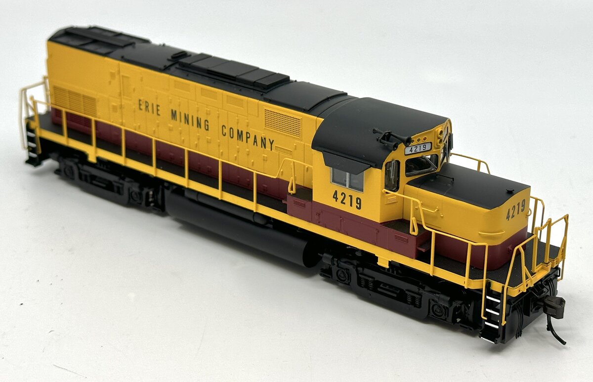 Atlas 10000539 Erie Mining C420 Diesel Locomotive #4219