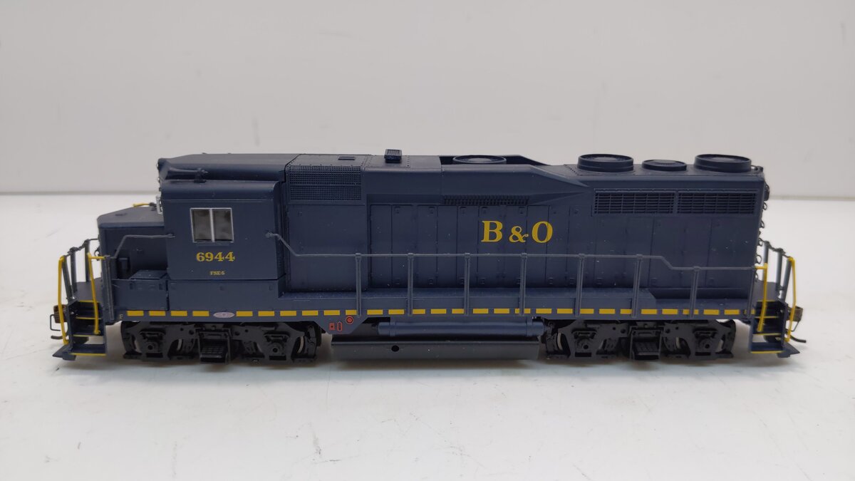 Bachmann Baltimore and Ohio M385 FM Diesel Locomotive, Blue and Gray, buy NEW w BOX