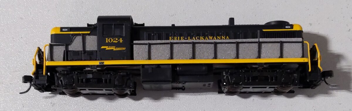 Atlas 42084 N Scale Erie Lackawanna RS-3 Diesel Locomotive #1024