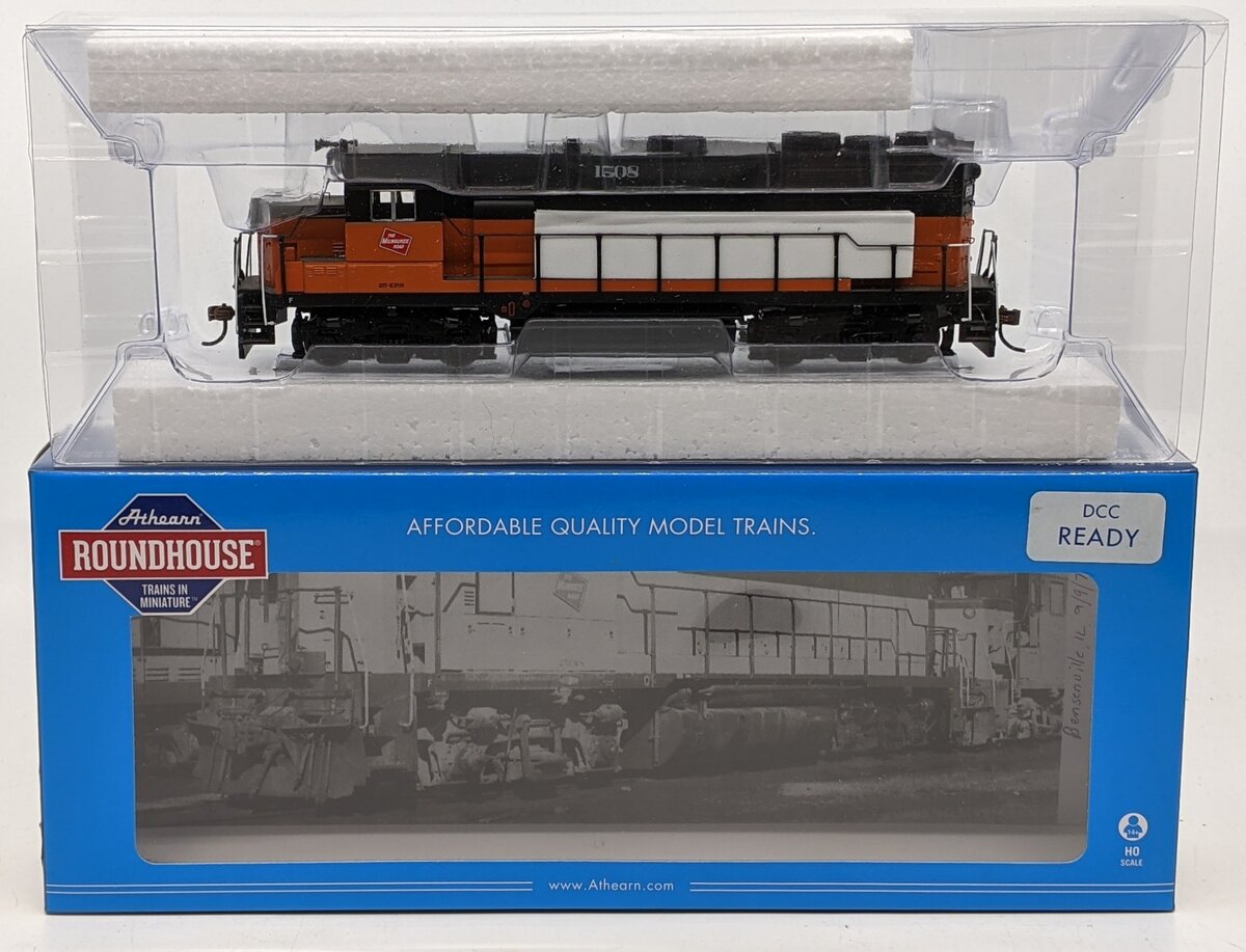 Roundhouse 12247 HO Scale Milwaukee Road Powered GP35 Diesel Locomotive #1508