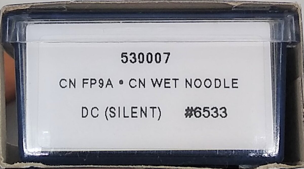 Rapido Trains 530007 N Canadian National FP9A Locomotive #6533