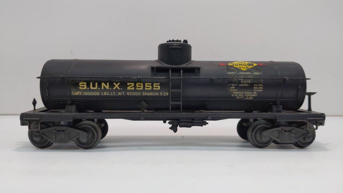 Lionel 2955 Vintage O Gauge Prewar Sunoco Die-Cast Single Dome Tank Car