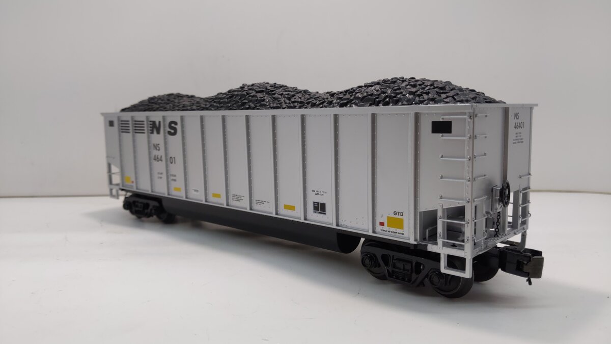 MTH 20-97761 O Gauge Norfolk Southern Coalporter Hopper W/ Coal #46401