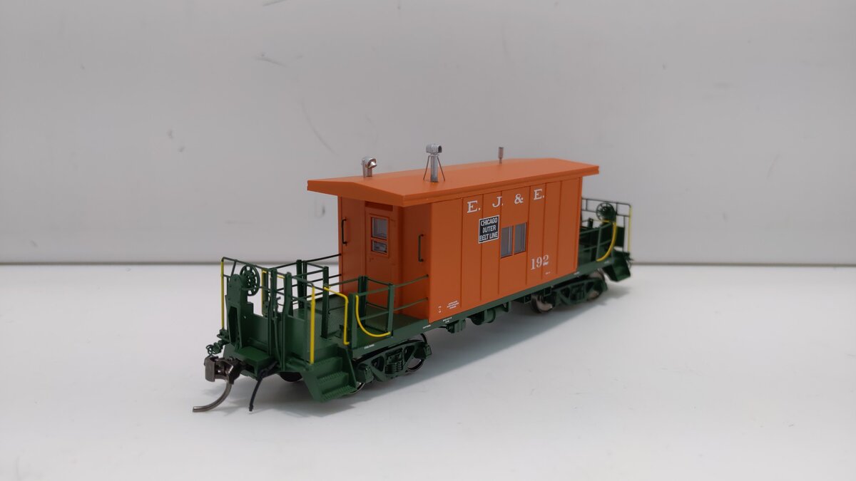 Bluford Shops 33110 HO Scale EJ&E Transfer Caboose W/ Long Roof #192