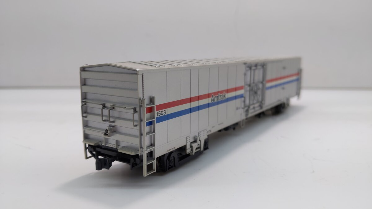 Kato 35-6101 Amtrak Superliner Material Handling Car