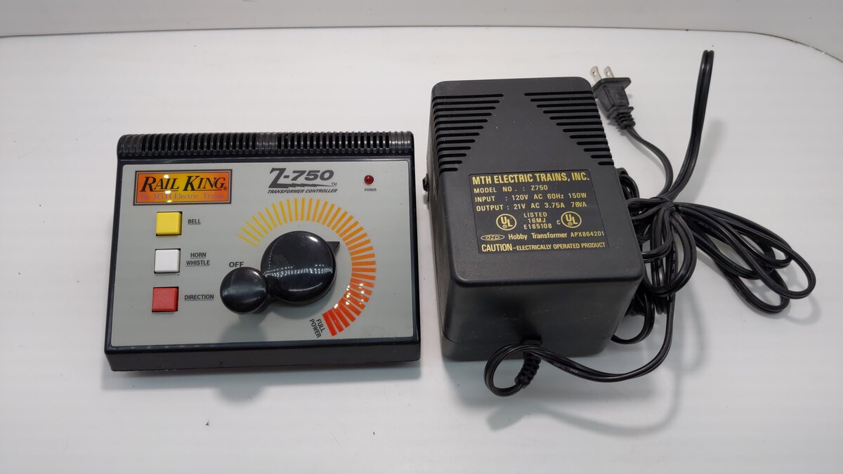 MTH 40-750 Z-750 Hobby Transformer with Controller