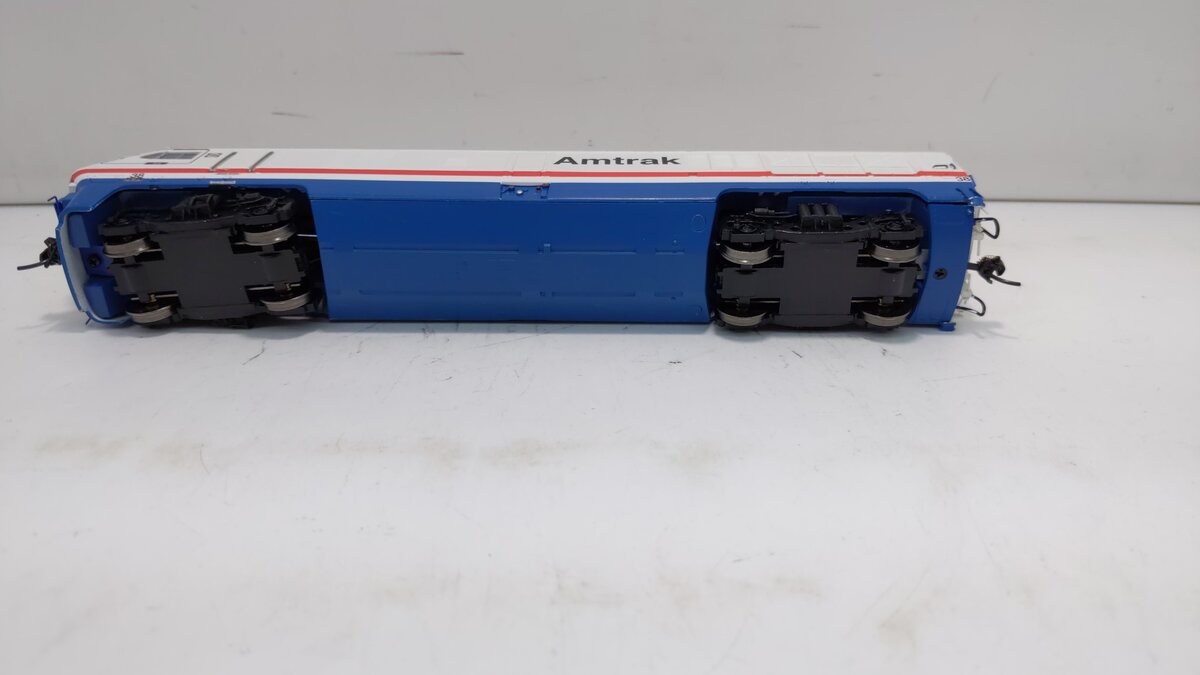 Rapido Trains 200011 HO Scale Amtrak Bombardier LRC Diesel Locomotive #38