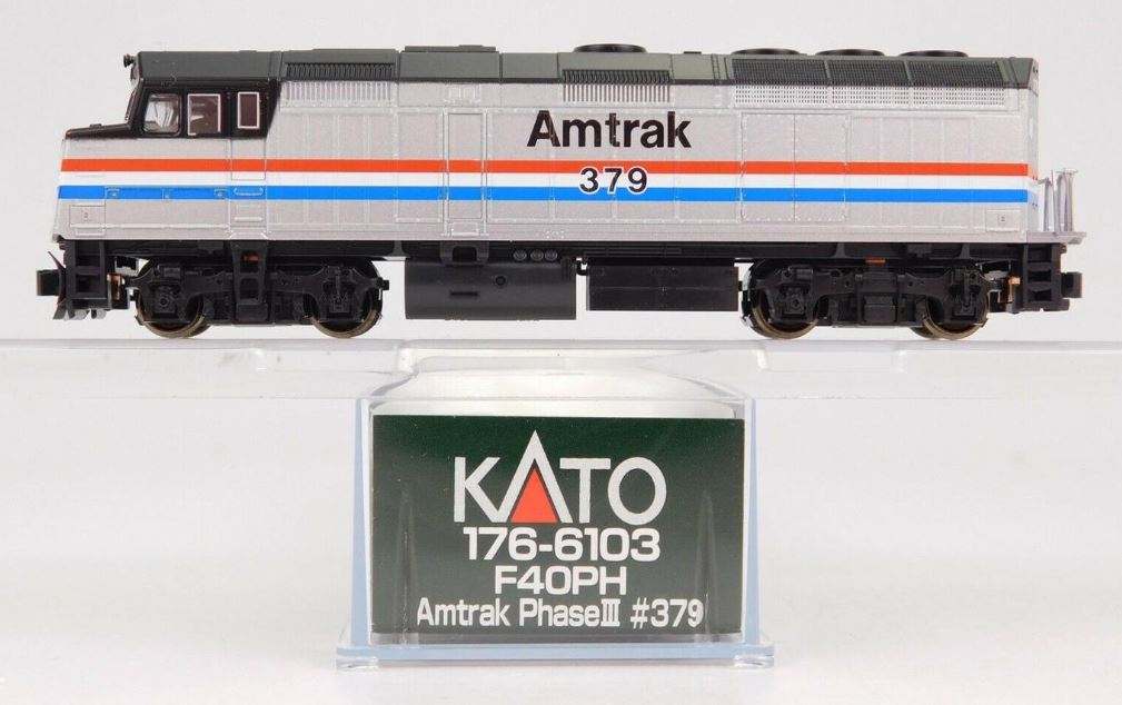 Kato 176-6103 N Scale Amtrak/Phase III F40PH Diesel Locomotive #379