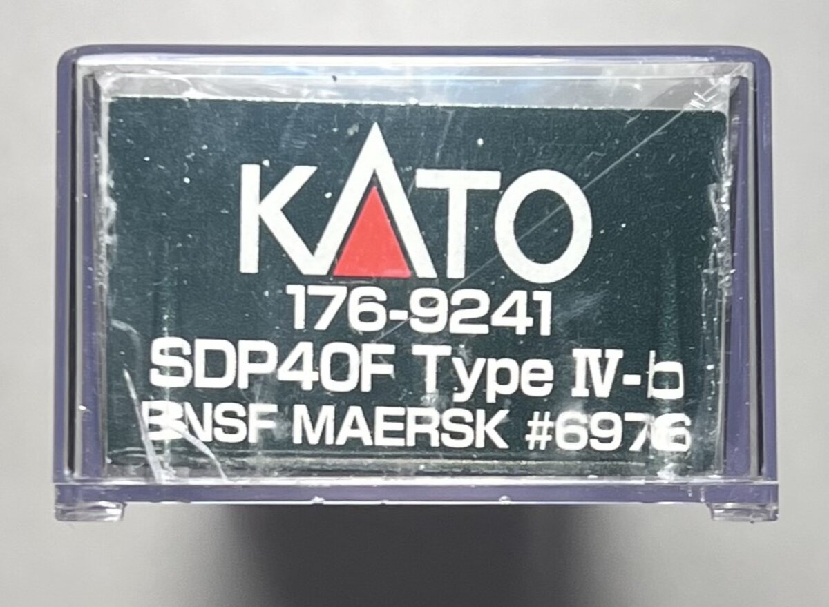 Kato 176-9241 N BNSF Maersk EMD SDP40F Type IVb Diesel Locomotive #6976  EX/Box