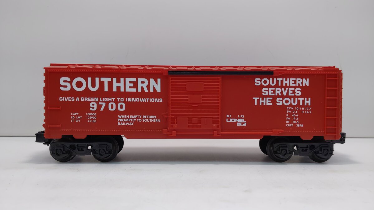 Lionel 6-9700 O Gauge Southern 'Serves The South' Box Car #9700